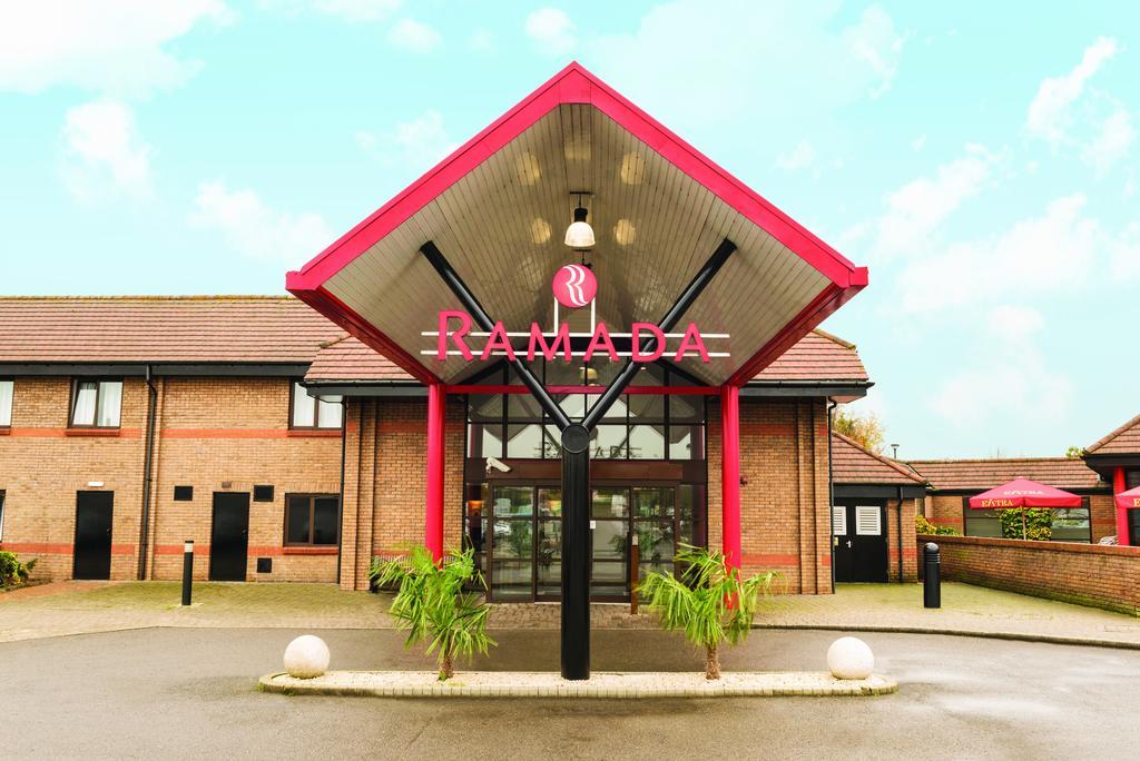 Ramada Cambridge Hotel Kültér fotó