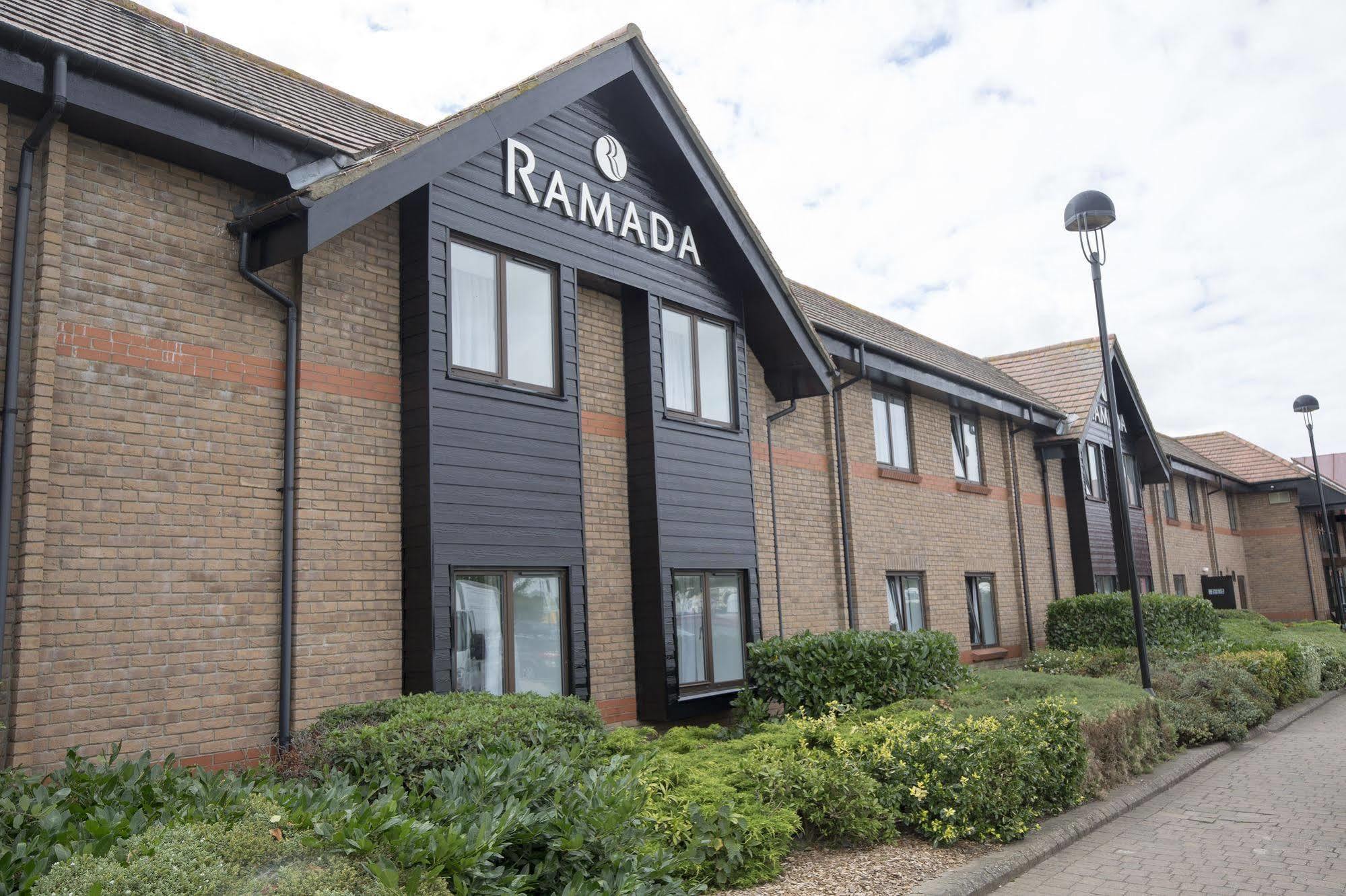 Ramada Cambridge Hotel Kültér fotó