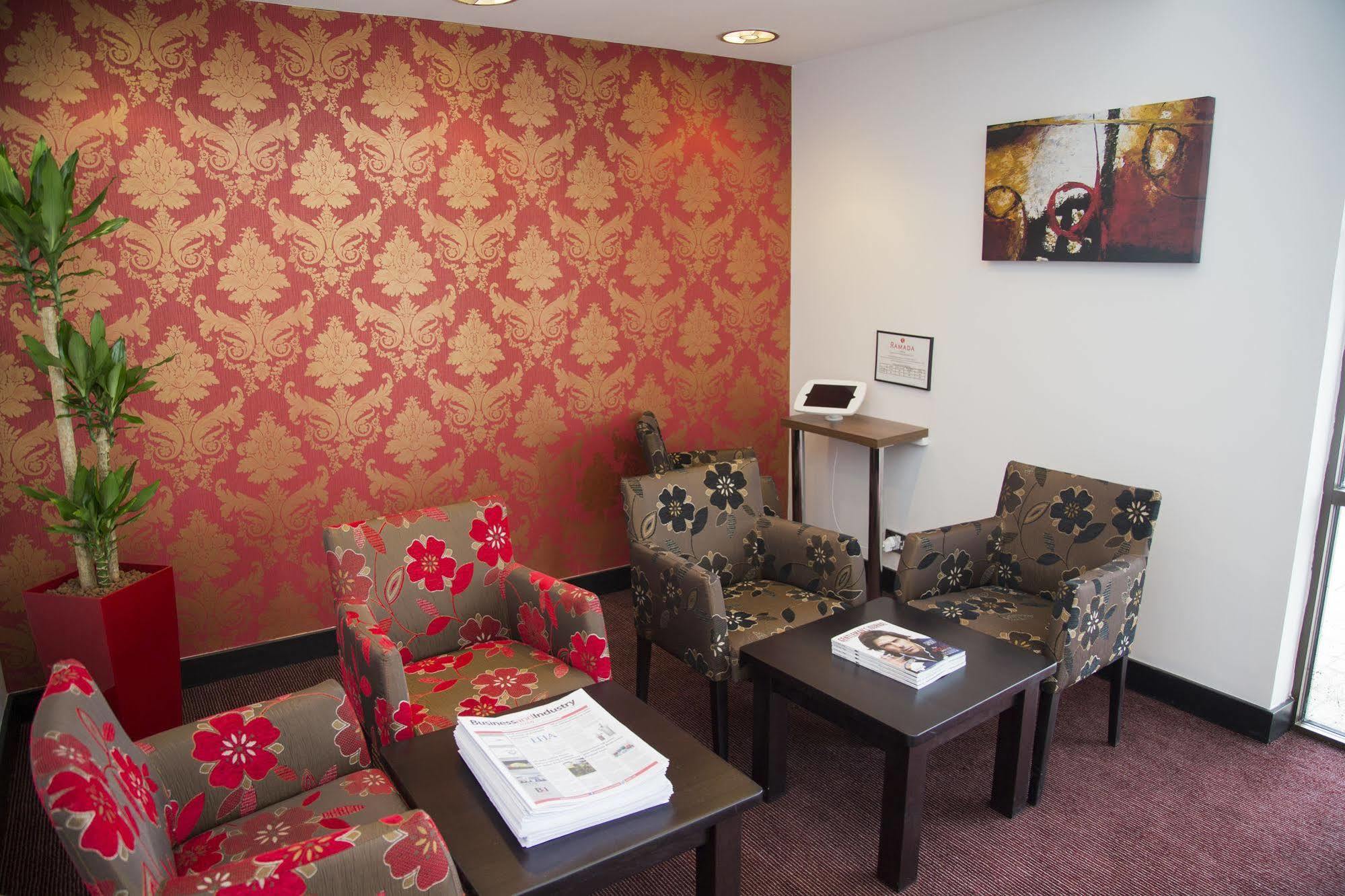 Ramada Cambridge Hotel Kültér fotó