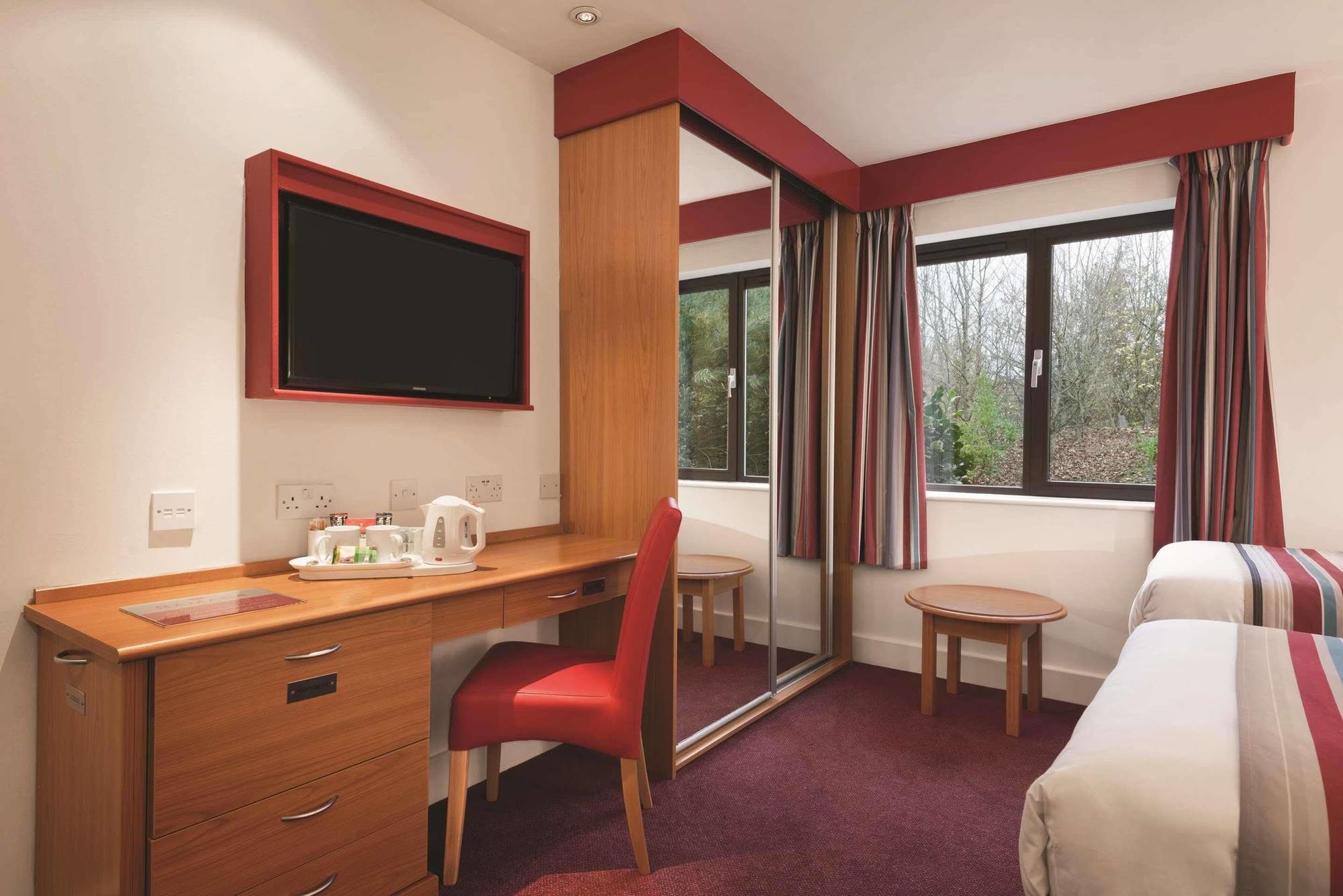 Ramada Cambridge Hotel Kültér fotó